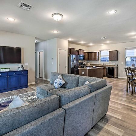 Buda Home With Smart Tv About 19 Mi To Downtown Austin エクステリア 写真