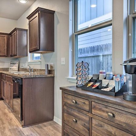 Buda Home With Smart Tv About 19 Mi To Downtown Austin エクステリア 写真