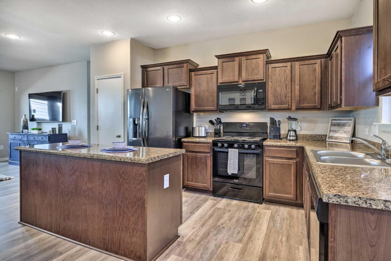 Buda Home With Smart Tv About 19 Mi To Downtown Austin エクステリア 写真