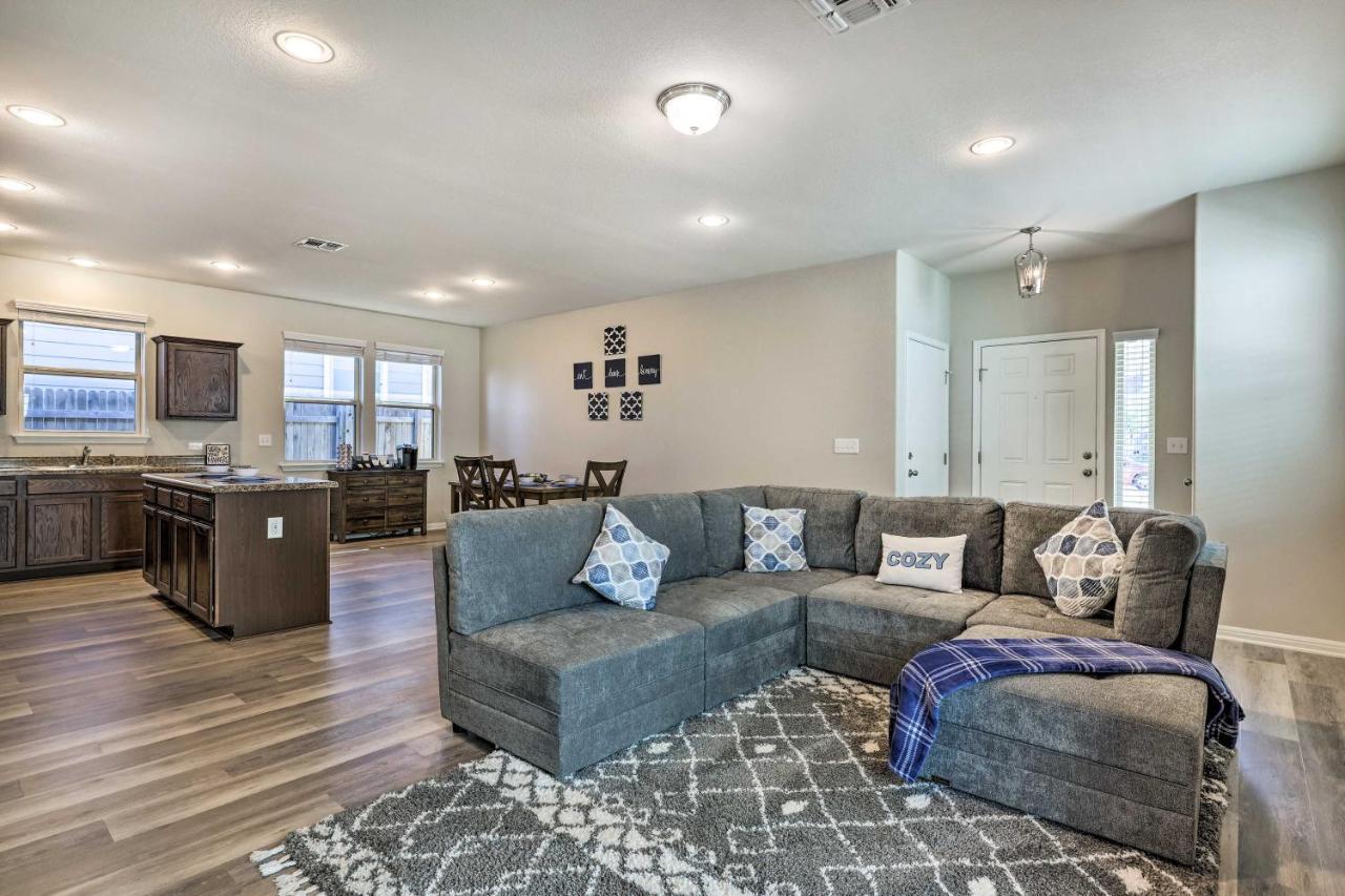 Buda Home With Smart Tv About 19 Mi To Downtown Austin エクステリア 写真