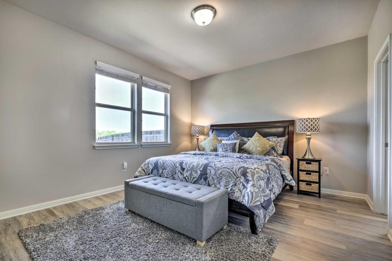 Buda Home With Smart Tv About 19 Mi To Downtown Austin エクステリア 写真